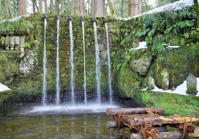 大岩山日石寺の六本滝